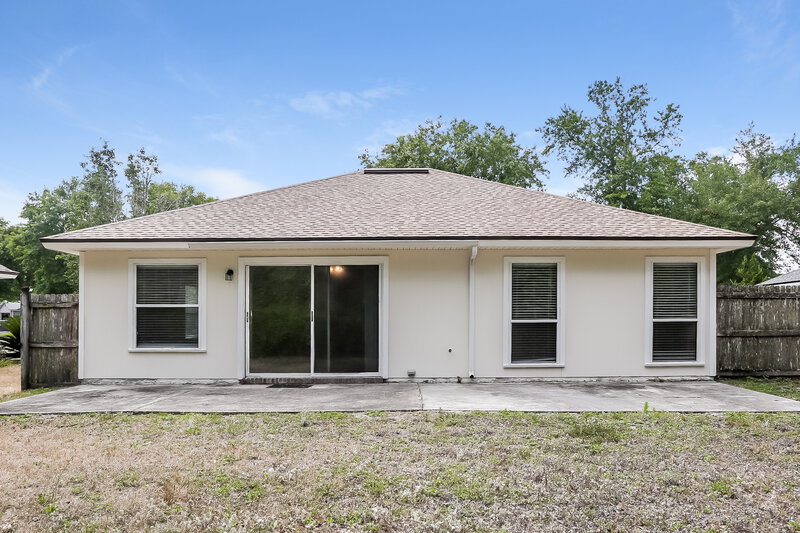 1,825/Mo, 1669 Spring Branch Dr W Jacksonville, FL 32221 Rear View