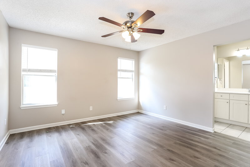 1,760/Mo, 548 Edward Rutledge St Orange Park, FL 32073 Main Bedroom View