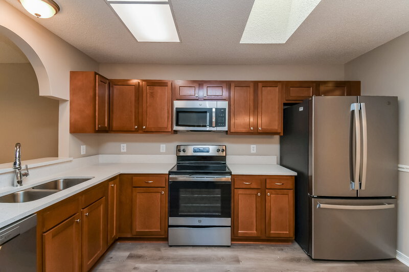 0/Mo, 2869 Lantana Lakes Dr E Jacksonville, FL 32246 Kitchen View