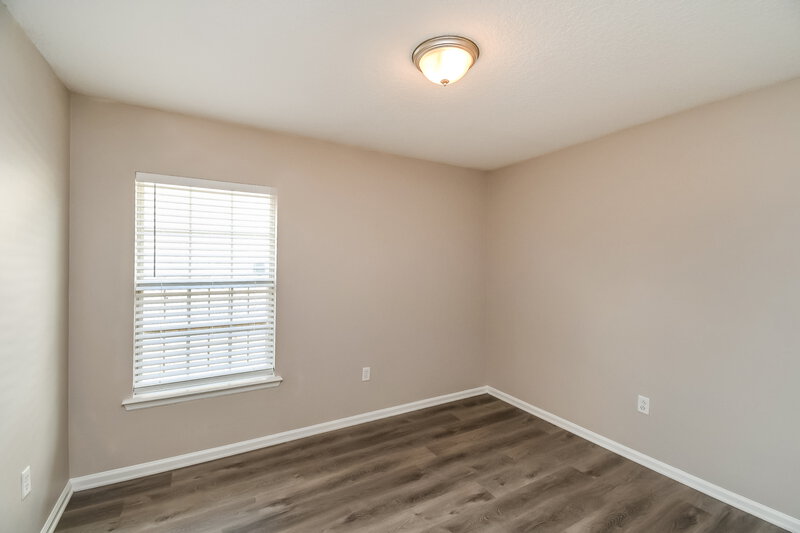 2,275/Mo, 2201 Brian Lakes Dr E Jacksonville, FL 32221 Bedroom View 2