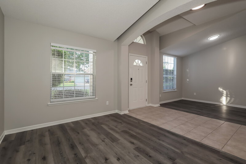 2,800/Mo, 9099 Rockpond Meadows Dr Jacksonville, FL 32221 Dining Room View