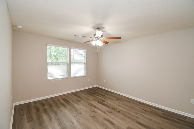 1,920/Mo, 2035 Pebble Point Dr Green Cove Springs, FL 32043 Main Bedroom View