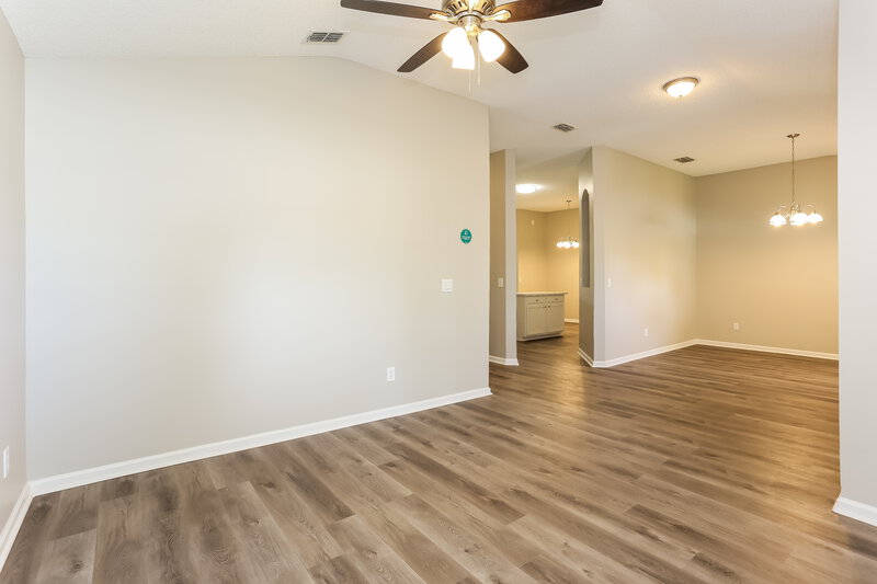 2,070/Mo, 3010 Whispering Willow Way Orange Park, FL 32065 Den View