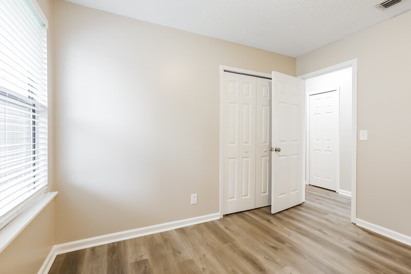 2,125/Mo, 3130 Sweetwater Oaks Dr S Jacksonville, FL 32223 Bedroom View