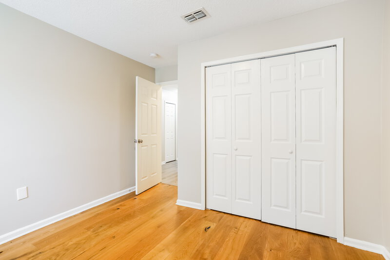2,125/Mo, 3130 Sweetwater Oaks Dr S Jacksonville, FL 32223 Bedroom View 2