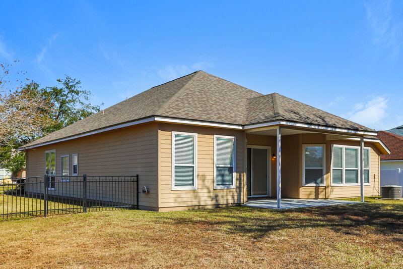 3,160/Mo, 9446 Maidstone Mill Dr E Jacksonville, FL 32244 Rear View