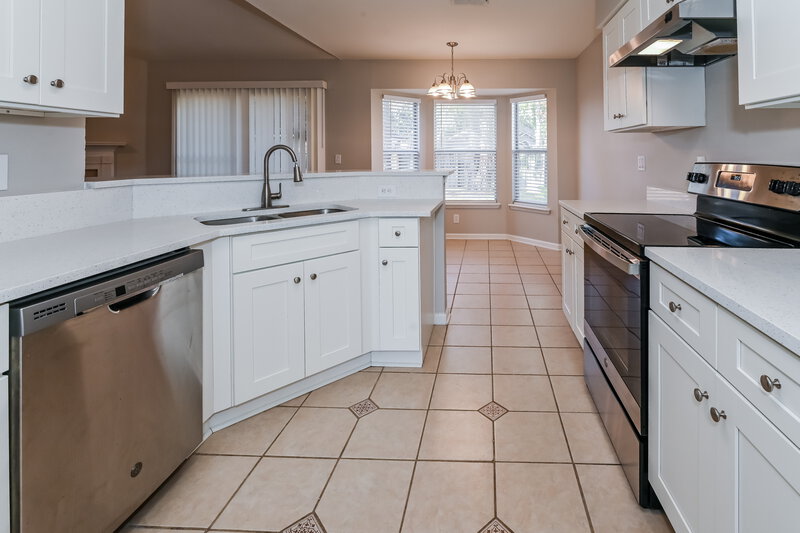 2,115/Mo, 758 Hickory Manor Dr Jacksonville, FL 32225 Kitchen View