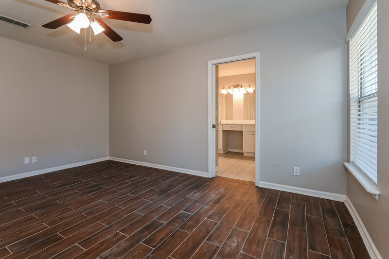 2,115/Mo, 758 Hickory Manor Dr Jacksonville, FL 32225 Main Bedroom View 2