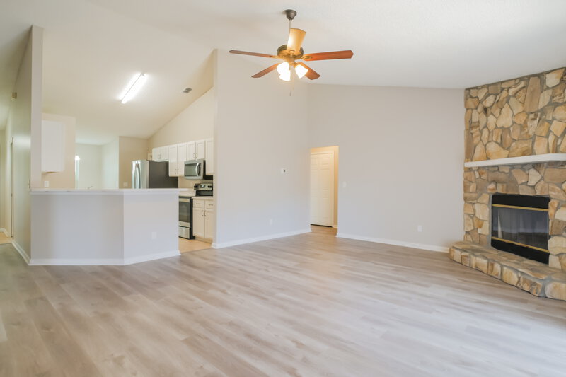 1,995/Mo, 11289 Finchley Ln Jacksonville, FL 32223 Living Room View