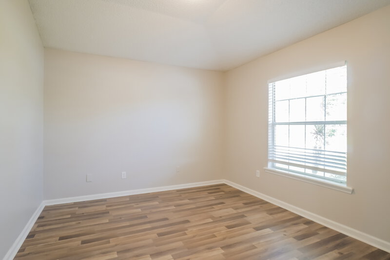 1,995/Mo, 11289 Finchley Ln Jacksonville, FL 32223 Office View