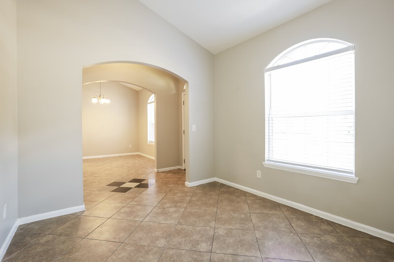 2,230/Mo, 1224 Summerfield Ct Orange Park, FL 32073 Sitting Room View