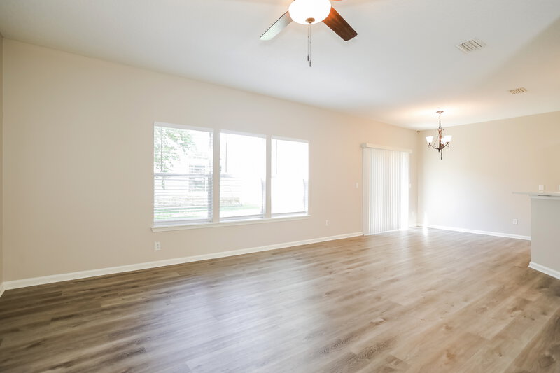 2,870/Mo, 6220 Morse Oaks Cir Jacksonville, FL 32244 Living Room View 2