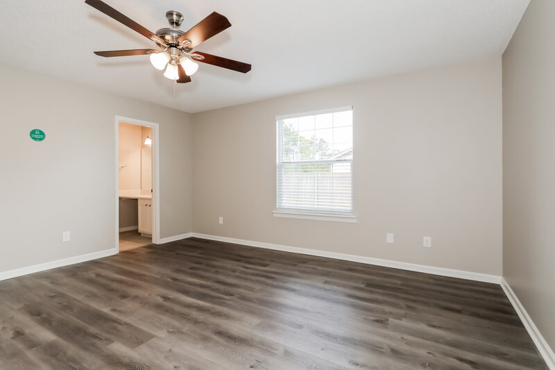 2,540/Mo, 4666 Great Western Ln S Jacksonville, FL 32257 Main Bedroom View
