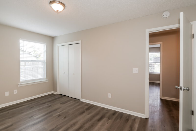 2,540/Mo, 4666 Great Western Ln S Jacksonville, FL 32257 Bedroom View