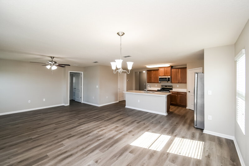 2,110/Mo, 3442 Canyon Falls Dr Green Cove Springs, FL 32043 Dining Room View