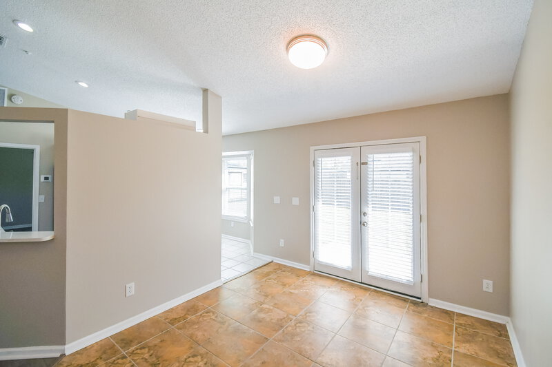 1,730/Mo, 8294 Sailmaker Ln Jacksonville, FL 32210 Dining Room View