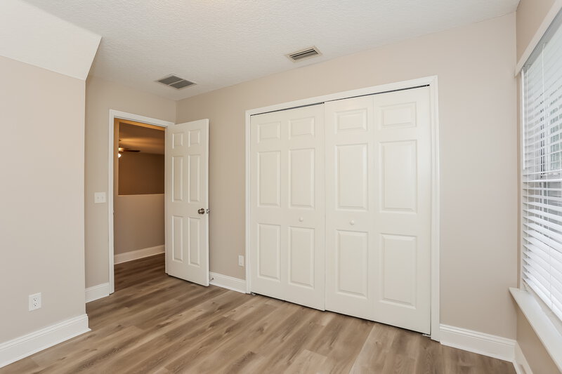 1,660/Mo, 7150 Beekman Lake Dr Jacksonville, FL 32222 Bedroom View 2