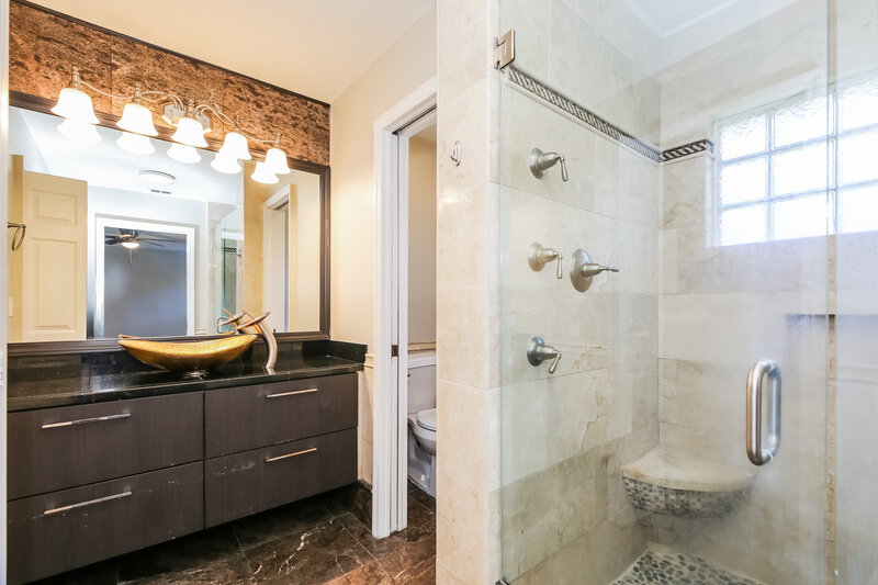 2,475/Mo, 12640 Ashmore Green Dr S Jacksonville, FL 32246 Main Bathroom View