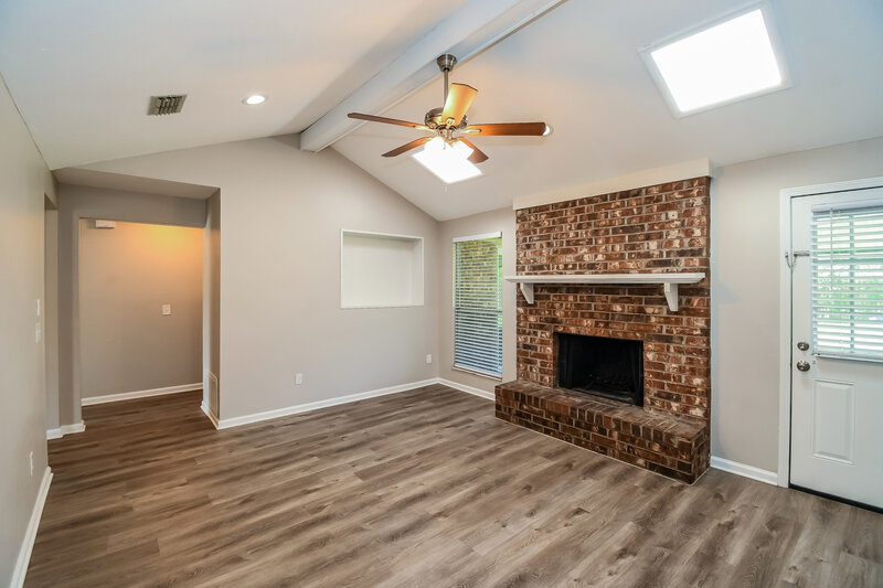 1,815/Mo, 2621 Grafton Dr Orange Park, FL 32065 Family Room View 2