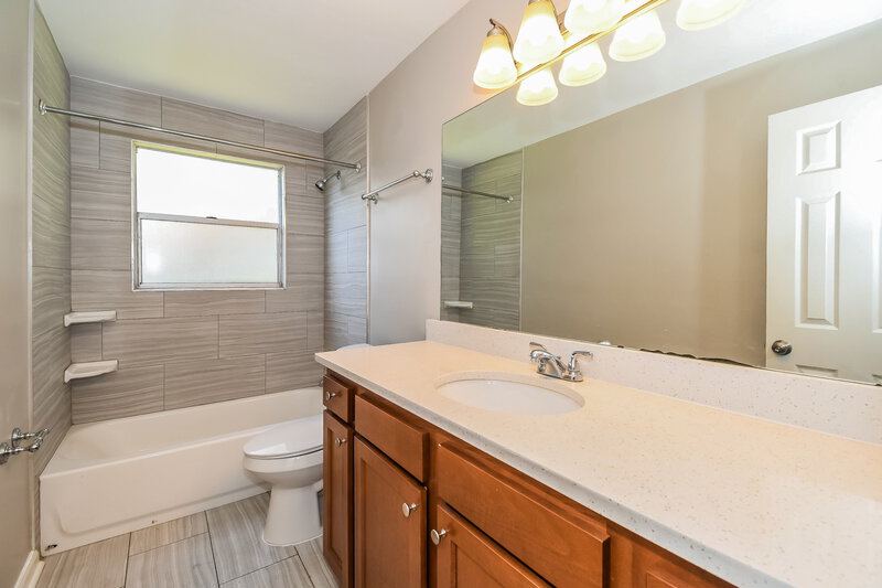 1,815/Mo, 2621 Grafton Dr Orange Park, FL 32065 Bathroom View