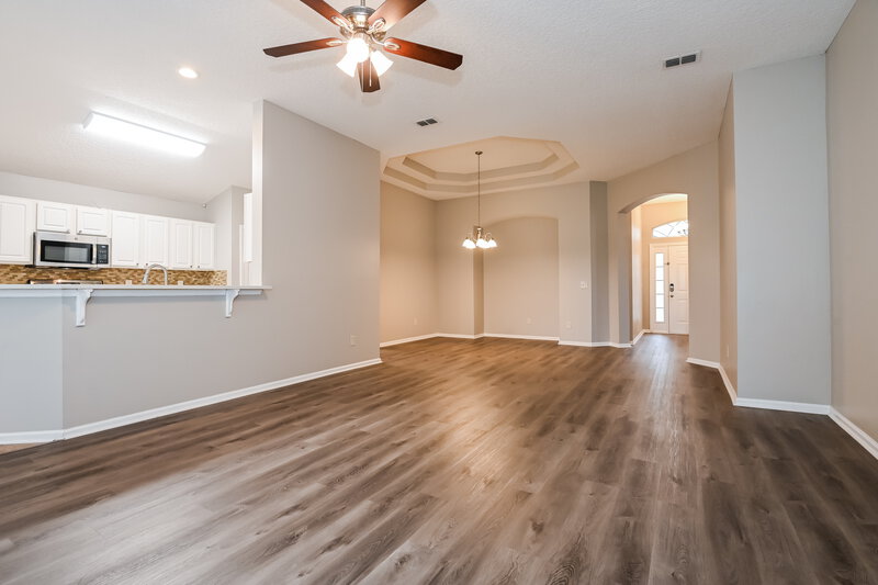 2,560/Mo, 245 N Lake Cunningham Ave Saint Johns, FL 32259 Living Room View 2