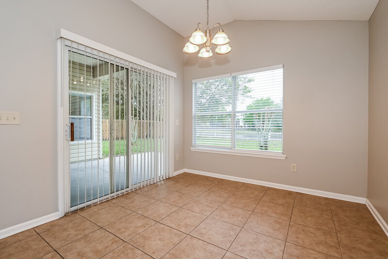 2,560/Mo, 245 N Lake Cunningham Ave Saint Johns, FL 32259 Dining Room View