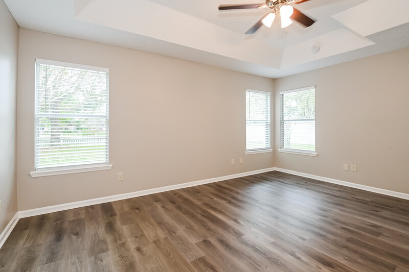 2,560/Mo, 245 N Lake Cunningham Ave Saint Johns, FL 32259 Main Bedroom View