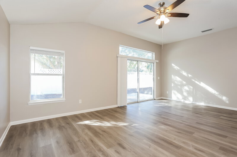 1,745/Mo, 10896 Campus Heights Ln Jacksonville, FL 32218 Living Room View