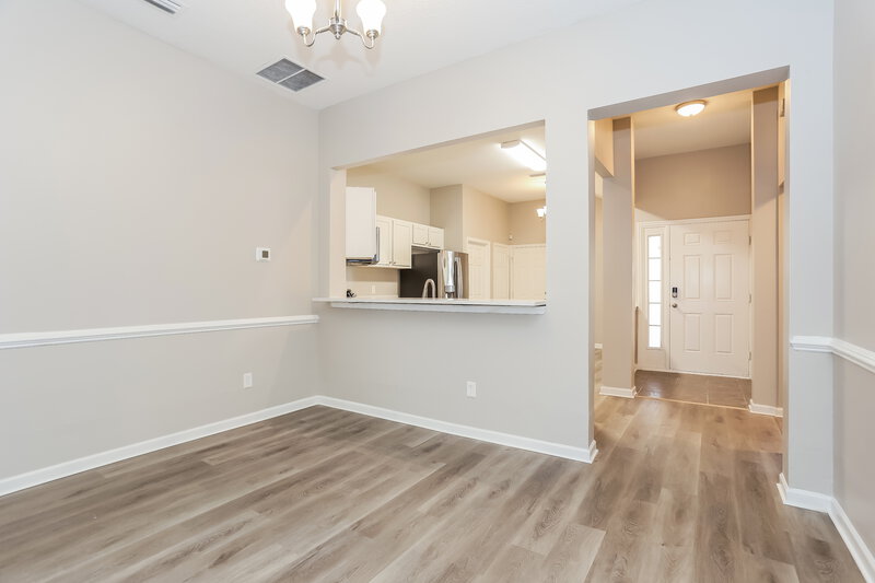 1,745/Mo, 10896 Campus Heights Ln Jacksonville, FL 32218 Dining Room View 2