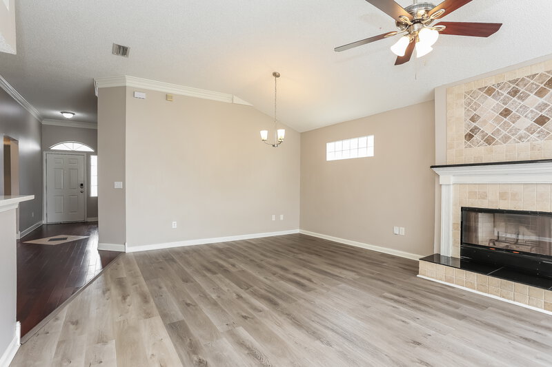 1,730/Mo, 1169 Creeks Ridge Rd Jacksonville, FL 32225 Living Room View