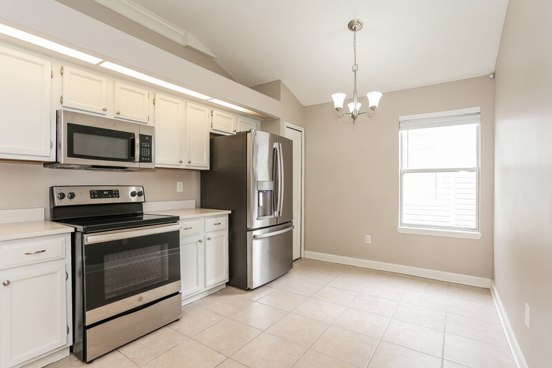1,730/Mo, 1169 Creeks Ridge Rd Jacksonville, FL 32225 Kitchen View