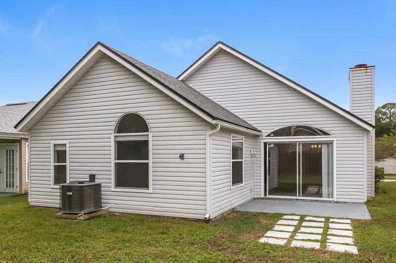 1,730/Mo, 1169 Creeks Ridge Rd Jacksonville, FL 32225 Rear View