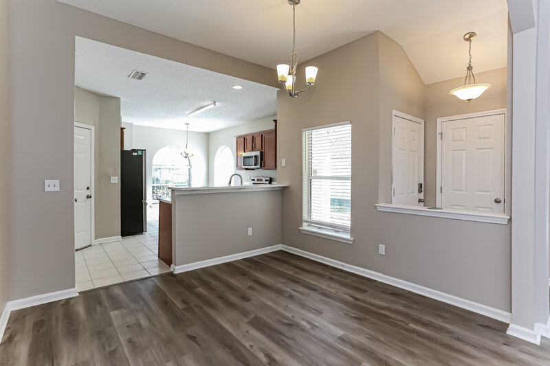 2,295/Mo, 5060 Cape Elizabeth Ct W Jacksonville, FL 32277 Dining Room View 2