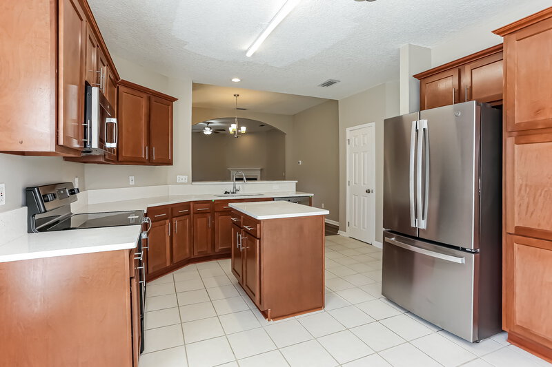 2,295/Mo, 5060 Cape Elizabeth Ct W Jacksonville, FL 32277 Kitchen View
