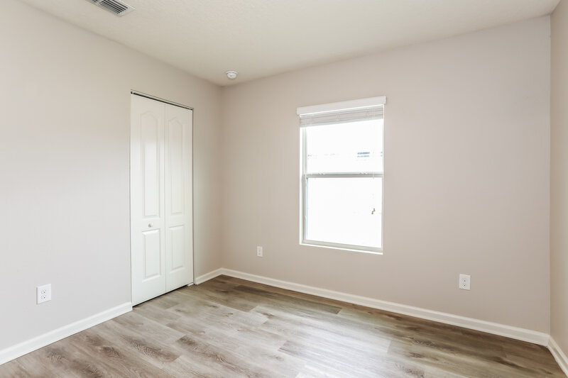 1,850/Mo, 3664 Summit Oaks Dr Green Cove Springs, FL 32043 Bedroom View