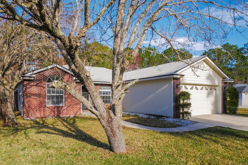 2,240/Mo, 7725 Fawn Lake Dr S Jacksonville, FL 32256 Front View