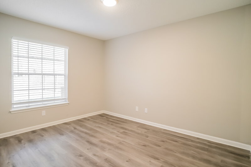 2,240/Mo, 7725 Fawn Lake Dr S Jacksonville, FL 32256 Bedroom View