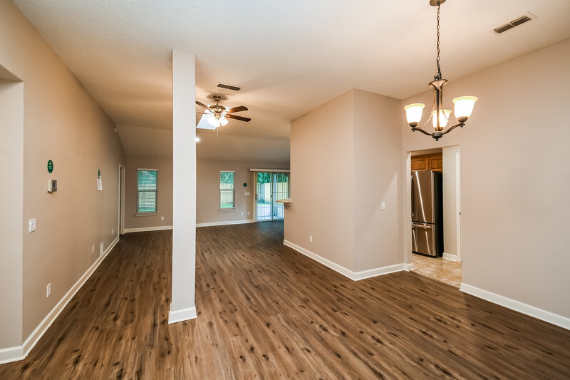 2,345/Mo, 4655 Brandy Oak Ct Jacksonville, FL 32257 Dining Room View