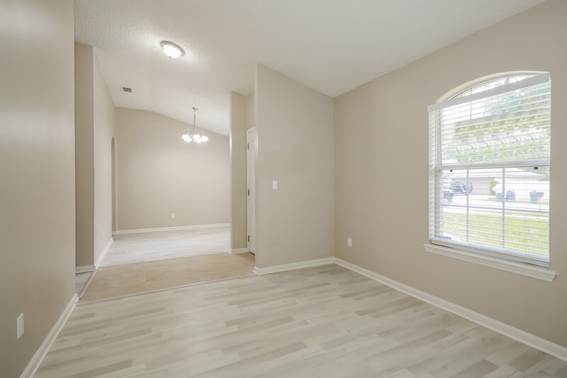 1,840/Mo, 3045 Hickory Glen Dr Orange Park, FL 32065 Living Room View 2