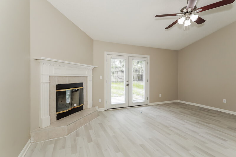 1,840/Mo, 3045 Hickory Glen Dr Orange Park, FL 32065 Living Room View 3