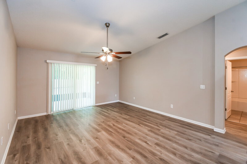 1,955/Mo, 4151 Emilio Ln Jacksonville, FL 32226 Living Room View