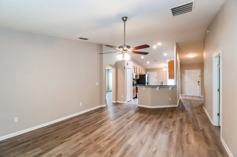 1,955/Mo, 4151 Emilio Ln Jacksonville, FL 32226 Living Room View 2