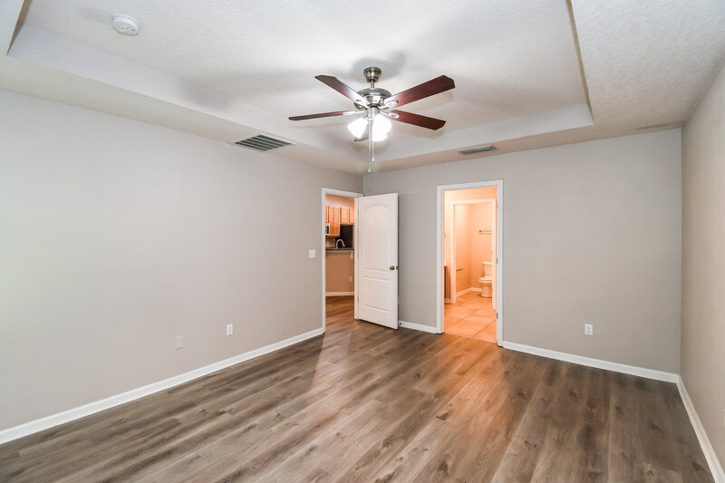 1,955/Mo, 4151 Emilio Ln Jacksonville, FL 32226 Main Bedroom View 2