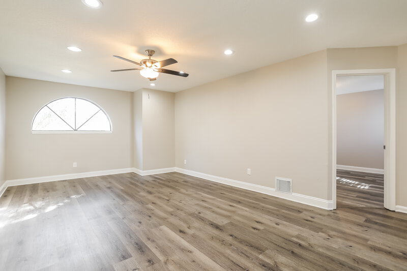 1,790/Mo, 8050 Copperfield Cir S Jacksonville, FL 32244 Loft View