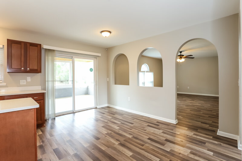 2,520/Mo, 7336 Overland Park Blvd Jacksonville, FL 32244 Breakfast Nook View