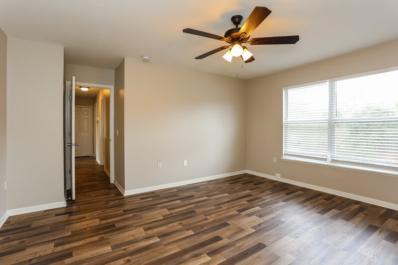 2,520/Mo, 7336 Overland Park Blvd Jacksonville, FL 32244 Main Bedroom View