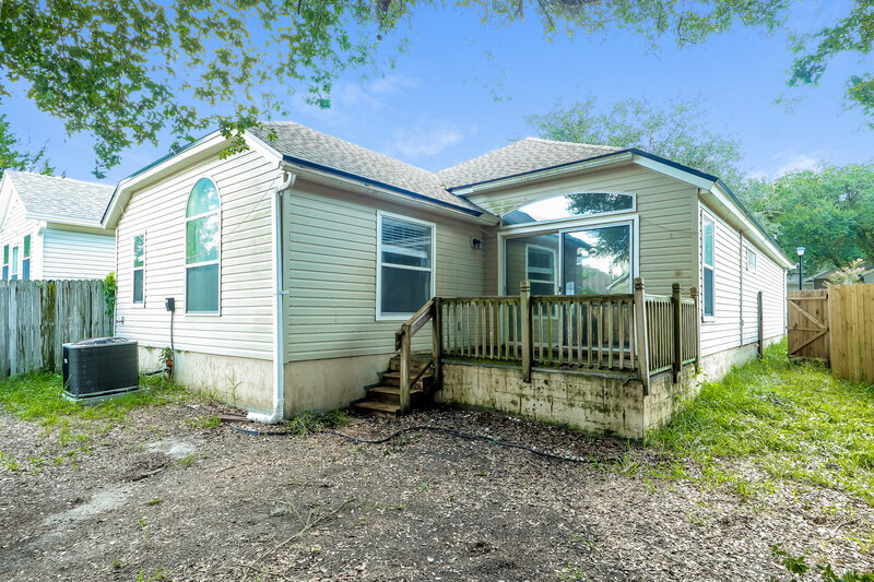 2,000/Mo, 1126 E Brookwood Bluff Rd Jacksonville, FL 32225 Misc View 17