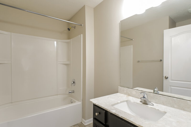 2,330/Mo, 1403 Nochaway Dr St Augustine, FL 32092 Bathroom View