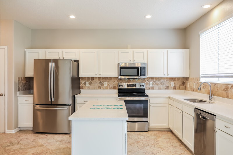 2,145/Mo, 2495 Britney Lakes Ln Jacksonville, FL 32221 Kitchen View 2