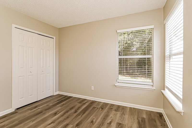 1,800/Mo, 1239 Summer Springs Drive Middleburg, FL 32068 Bedroom View 2